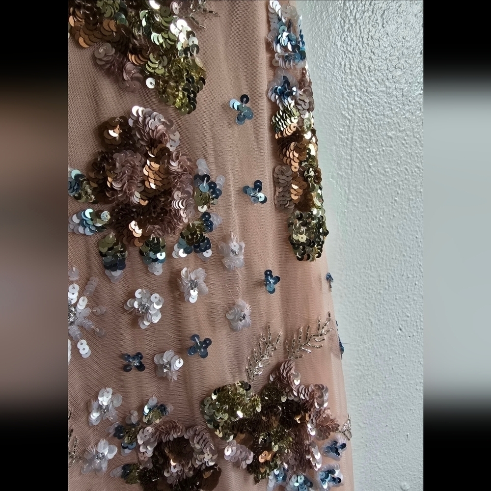 NEW! Mac Duggal, Floral Sequin Maxi Dress in Pink Nude/Multi Sequins, Size 2 - Picture 10 of 11